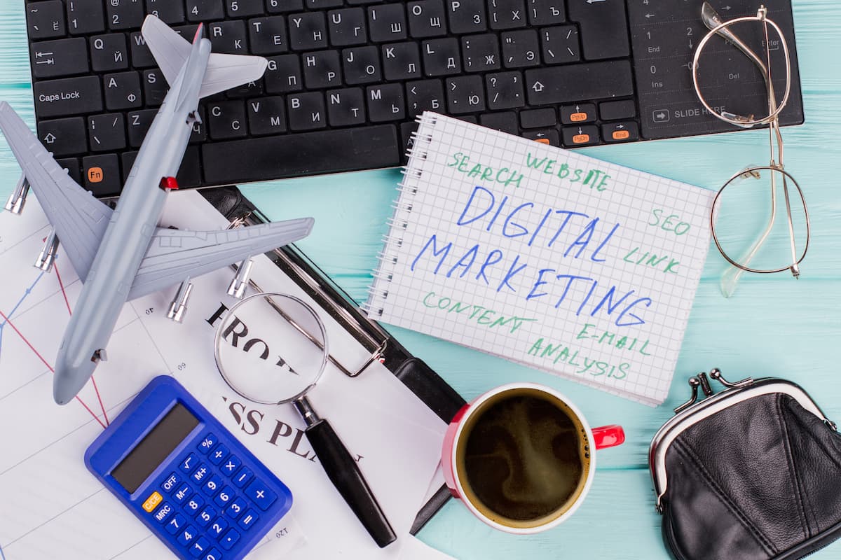 digital-marketing-on-notepad-and-various-office-su-2023-11-27-04-59-51-utc (1)
